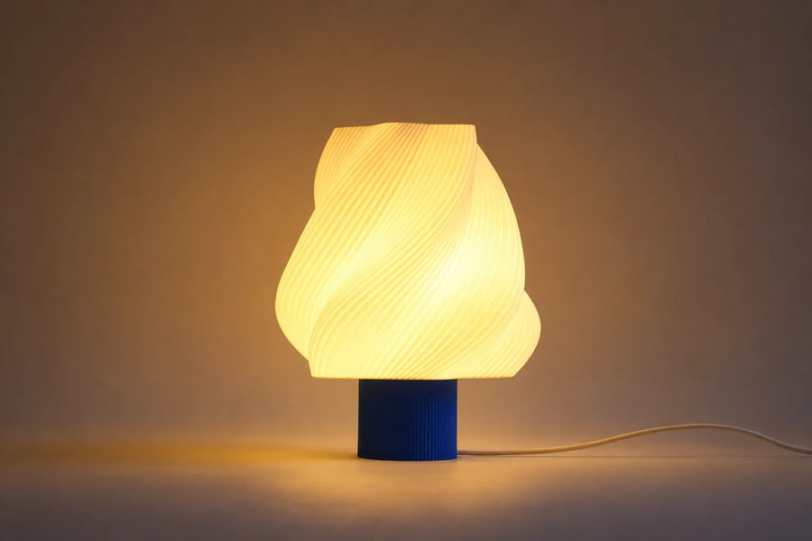 Brisa Lamp