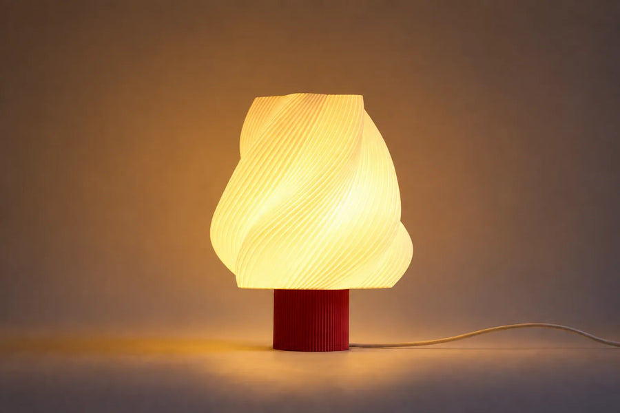 Brisa Lamp