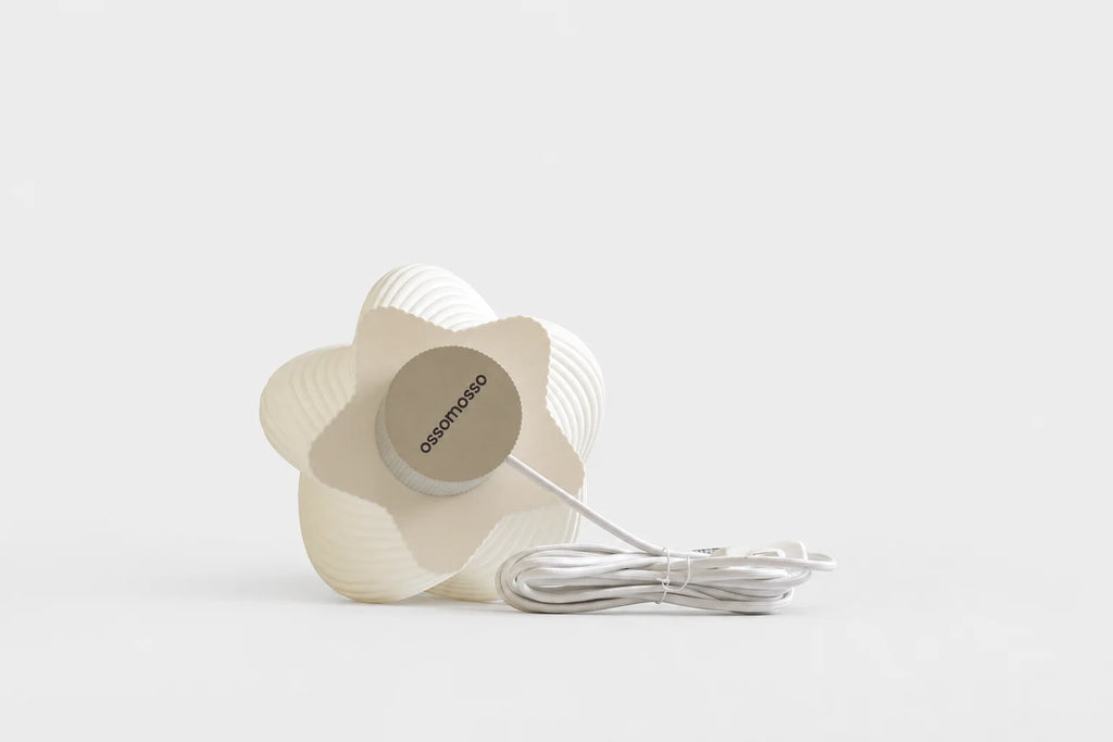 [color:beige]